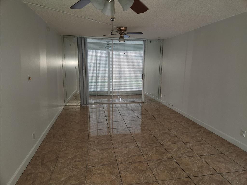 9601 Sunrise Lakes Boulevard 208 — photo 2