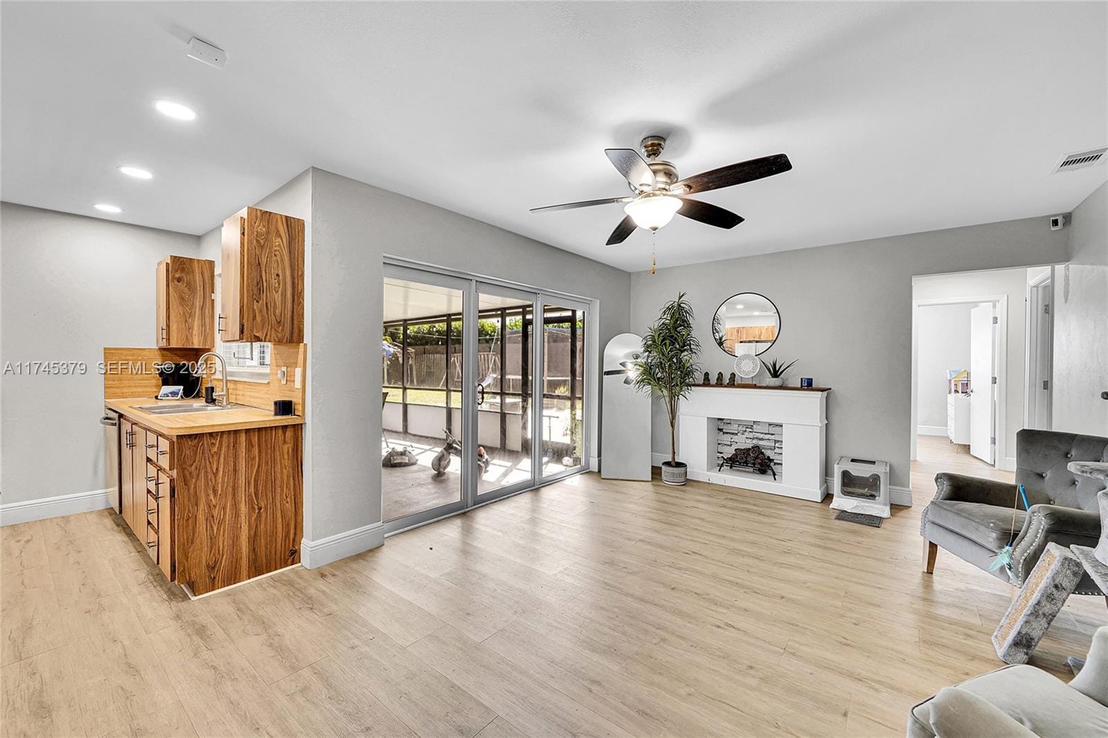 2440 SW 12th Street, Deerfield Beach, FL 33442 photo 11
