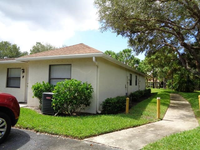5070 Sanctuary Way F, sold in Park Place Townhomes, West Palm Beach, FL
