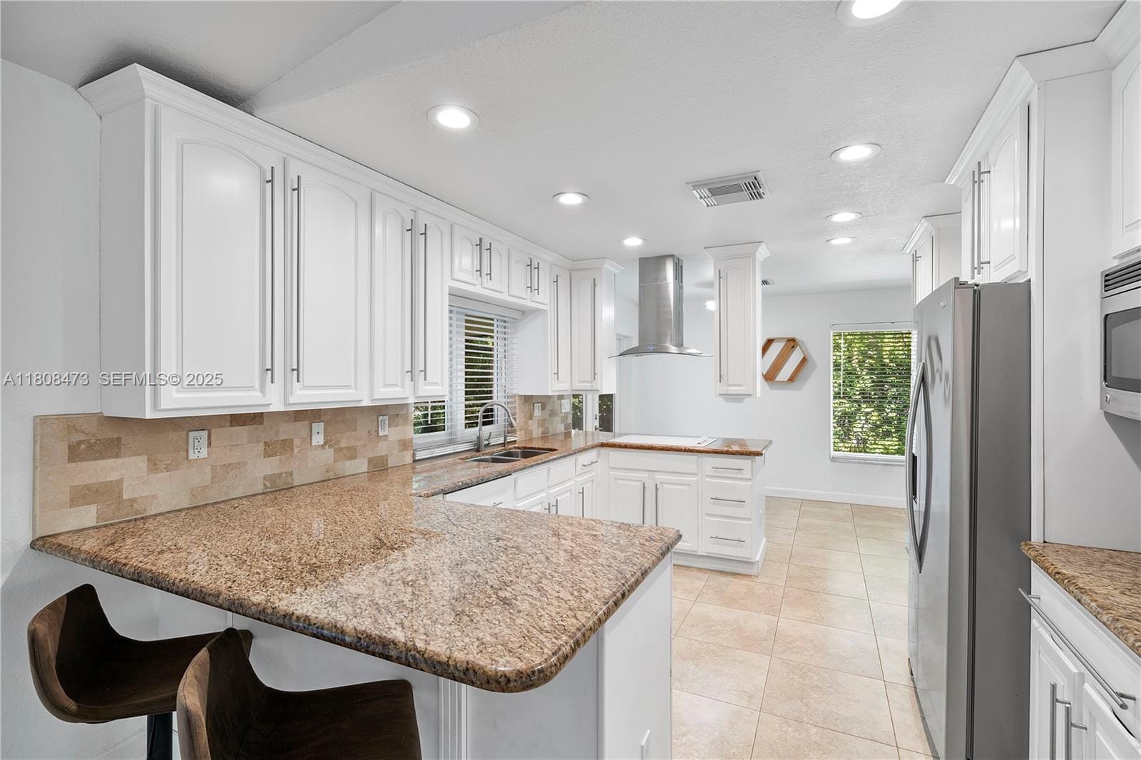 10842 NW 15th Street — photo 9