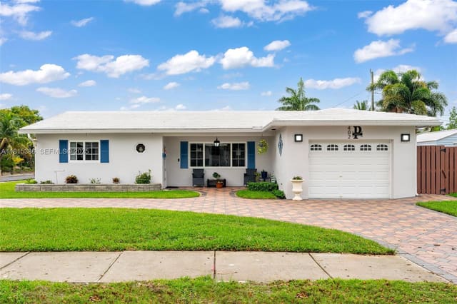 402 SE 7th Avenue, Deerfield Beach, FL 33441