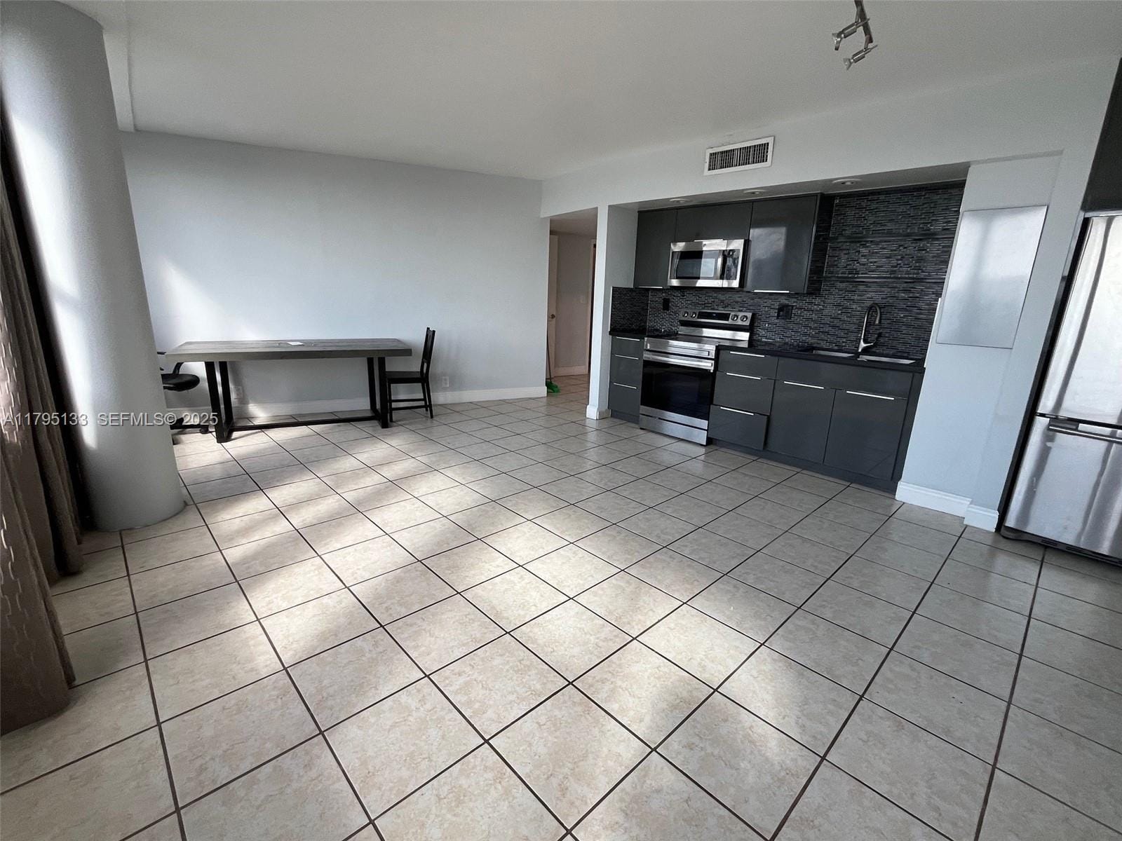 900 Bay Drive 913, Miami Beach, FL 33141 photo 5