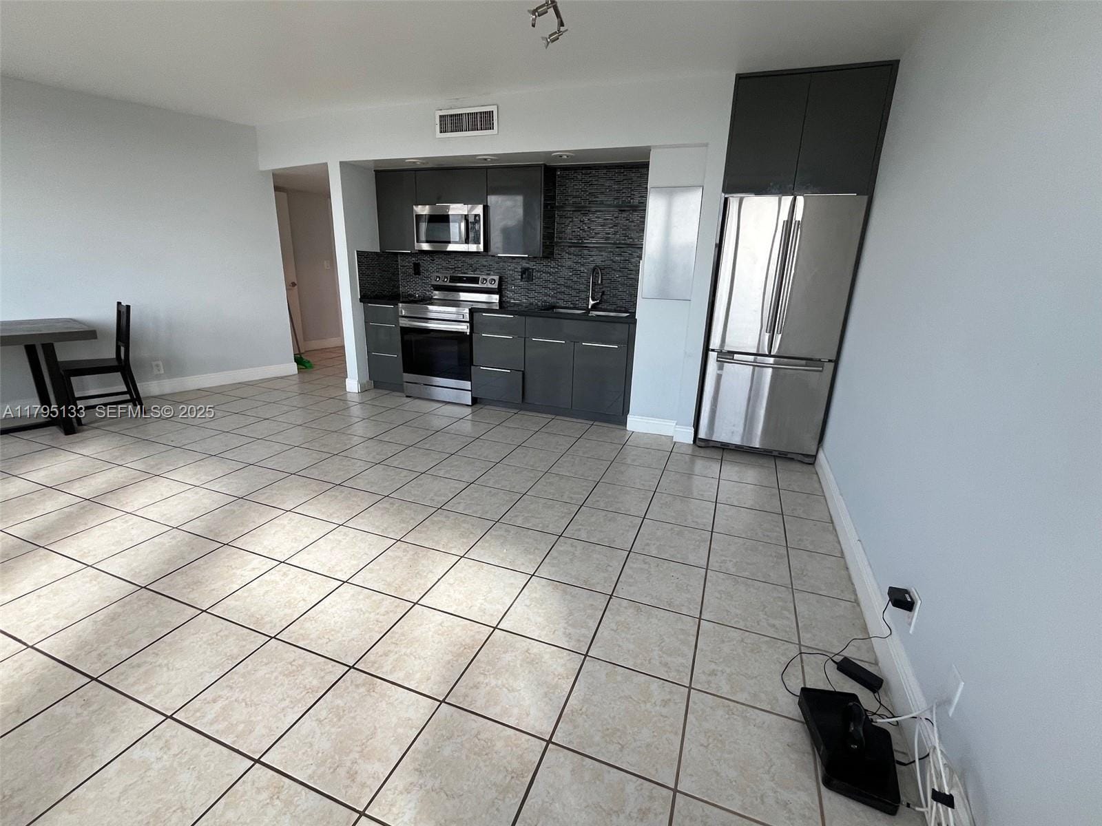 900 Bay Drive 913, Miami Beach, FL 33141 photo 7