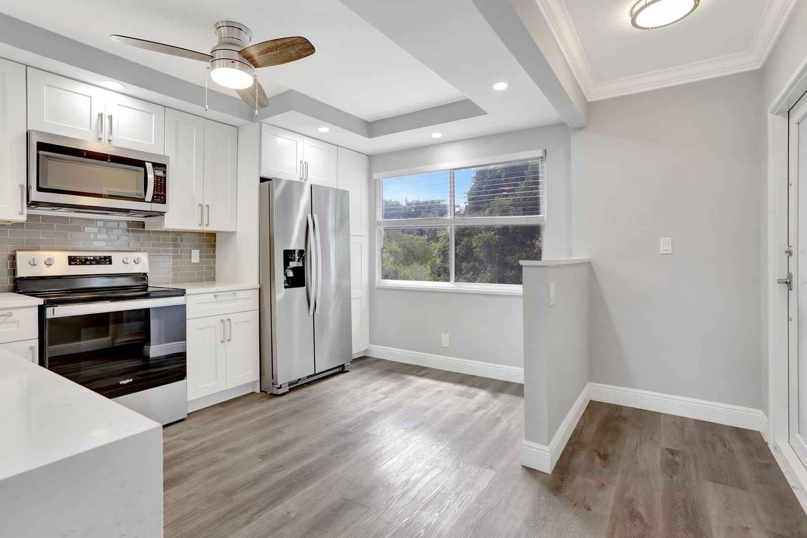 4701 Martinique Drive M4 — photo 7