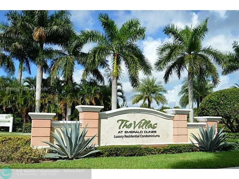 6410 Emerald Dunes Drive 206, West Palm Beach, FL 33411