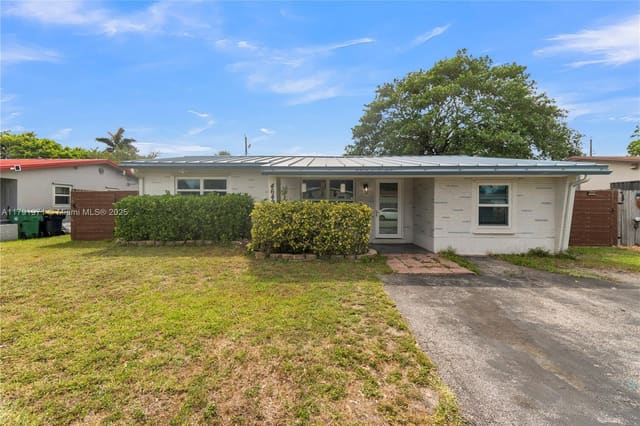 4649 SW 28th Avenue, sold in Avon Heights, Dania Beach, FL