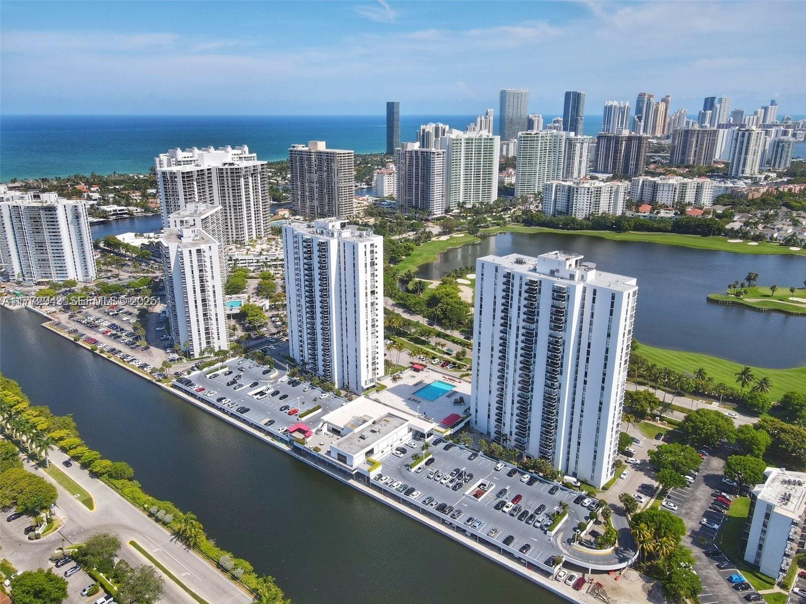 3625 N Country Club Drive 1901, Aventura, FL 33180 photo 2