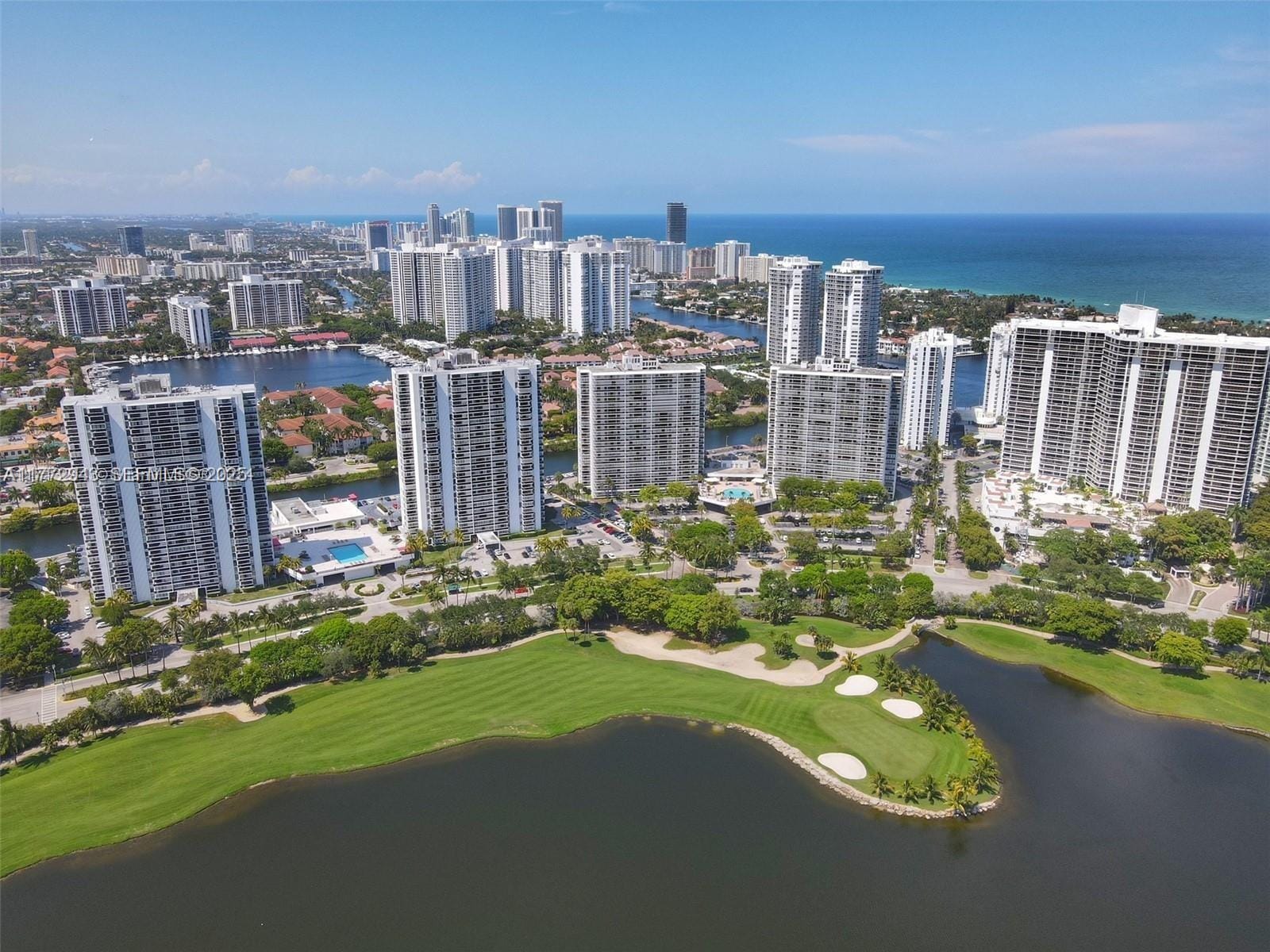 3625 N Country Club Drive 1901, Aventura, FL 33180 photo 4