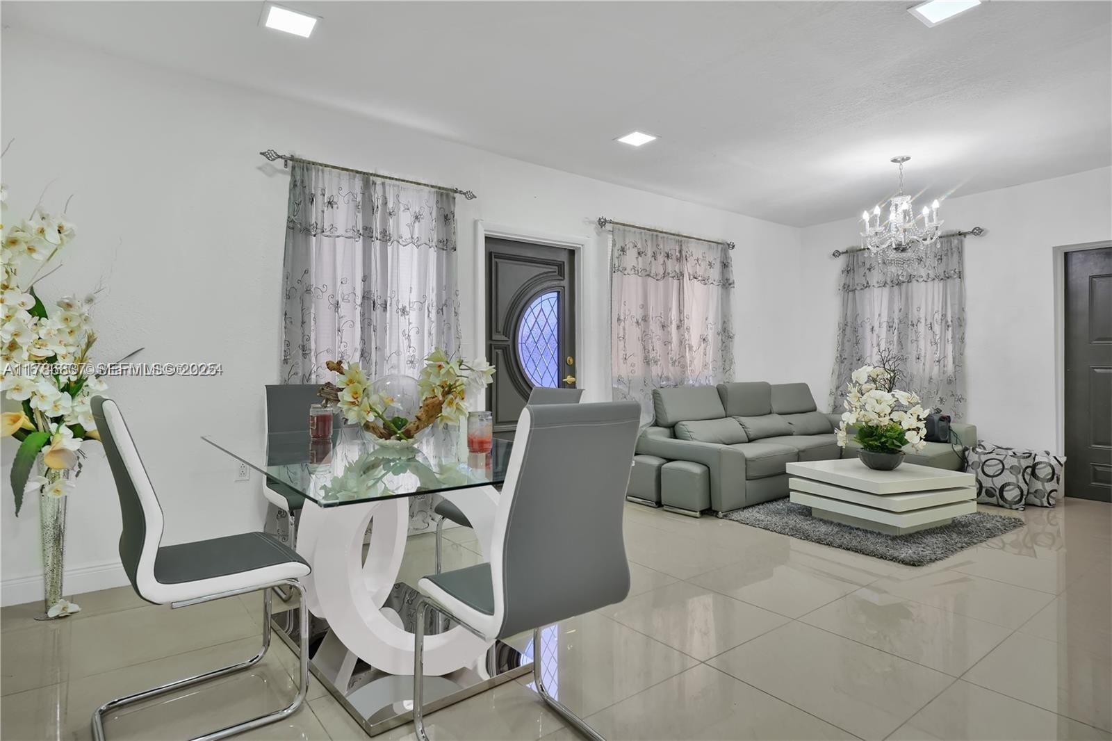 7225 SW 21st Street, Miami, FL 33155, Miami