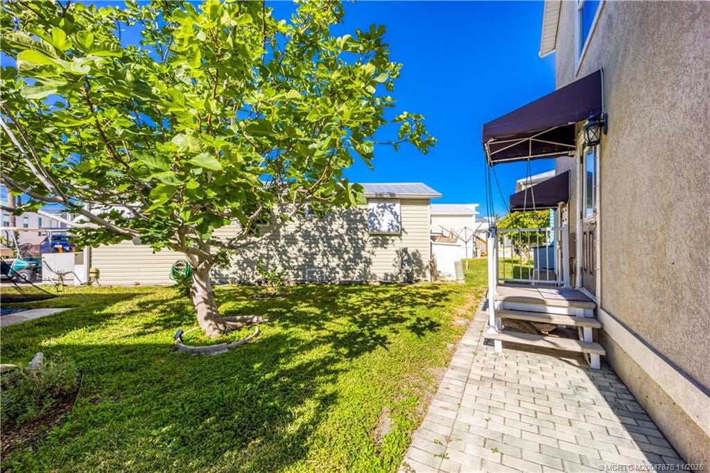 980 Nettles Boulevard — photo 3