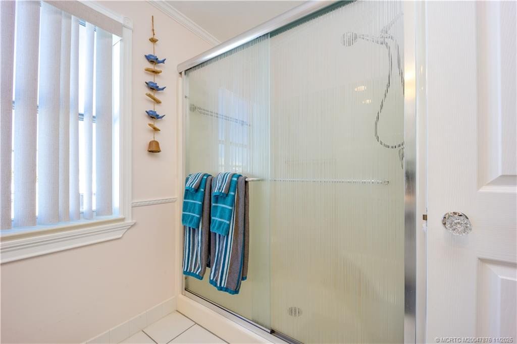 980 Nettles Boulevard — photo 10