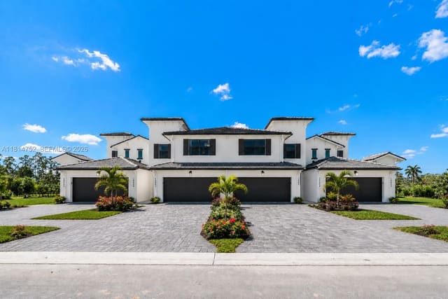 6093 Barbara Circle, Naples, FL 34112