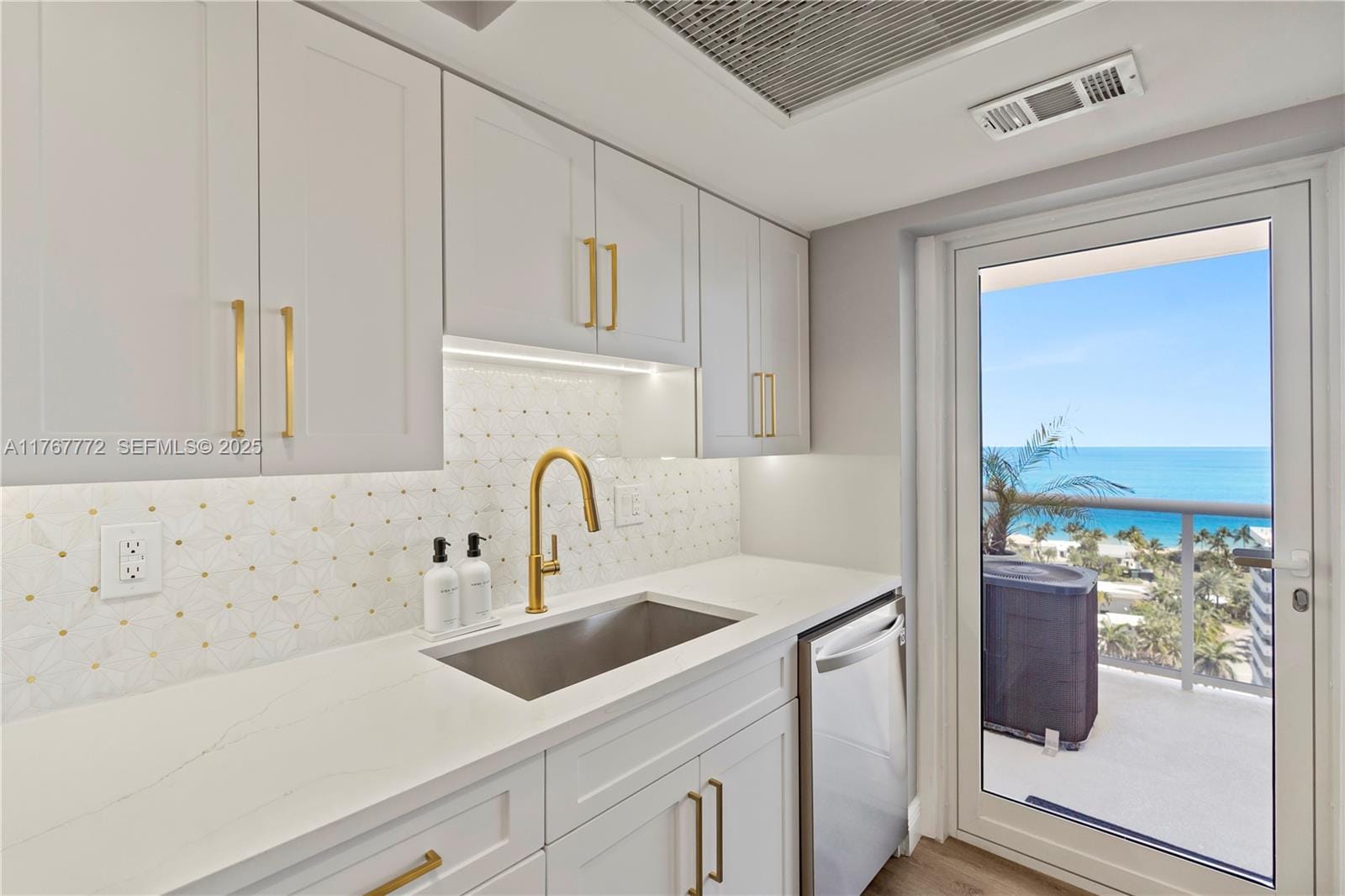 2841 N Ocean Boulevard 1806, Fort Lauderdale, FL 33308 photo 6