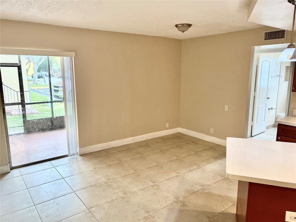 4425 Treehouse Lane A — photo 2
