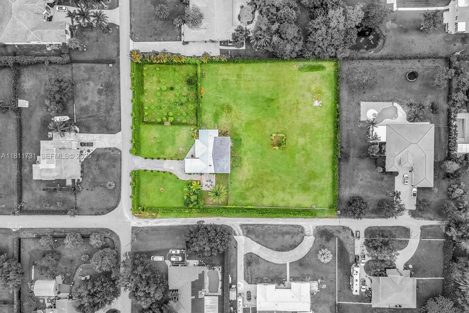 13711 SW 29th Street, Davie, FL 33330