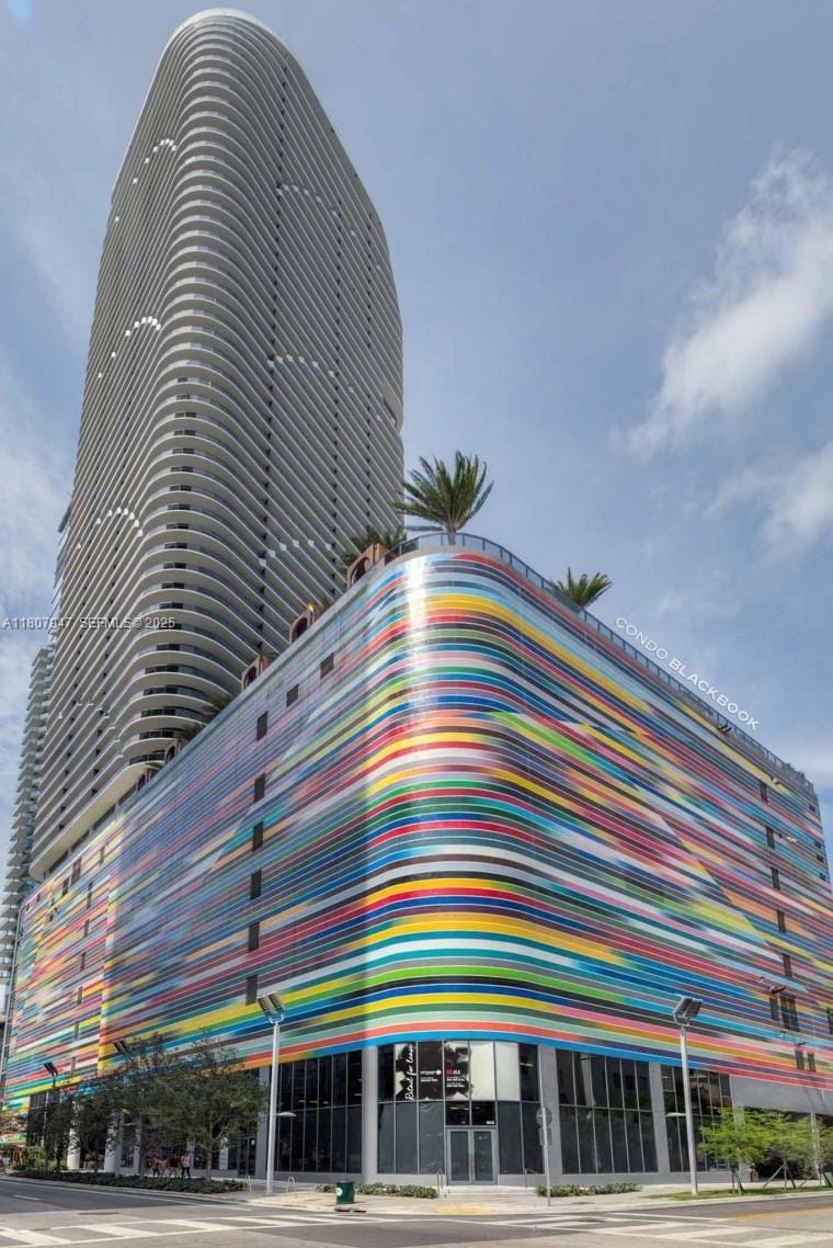 801 S Miami Avenue 2201 — photo 4