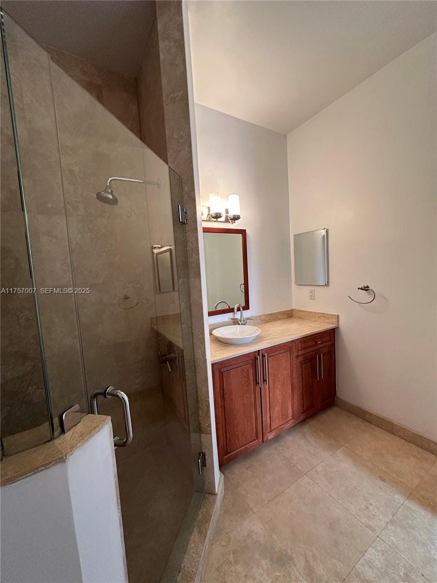 1805 Ponce De Leon Boulevard 827, Coral Gables, FL 33134 photo 12
