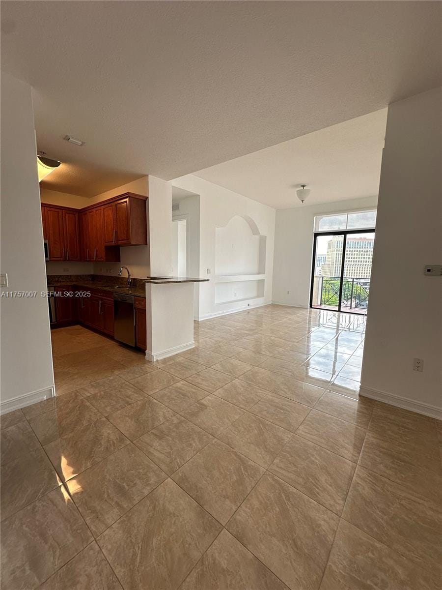 1805 Ponce De Leon Boulevard 827, Coral Gables, FL 33134 photo 8