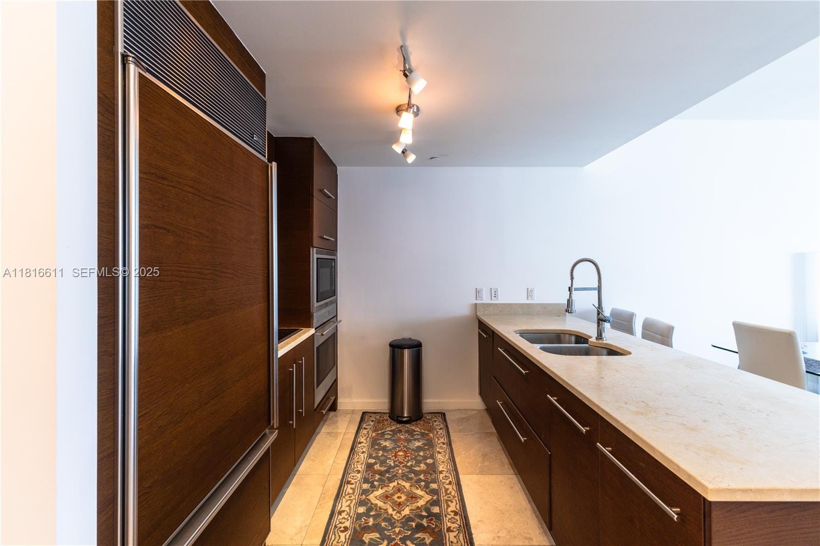 475 Brickell Avenue 3512, Miami, FL 33131 photo 8