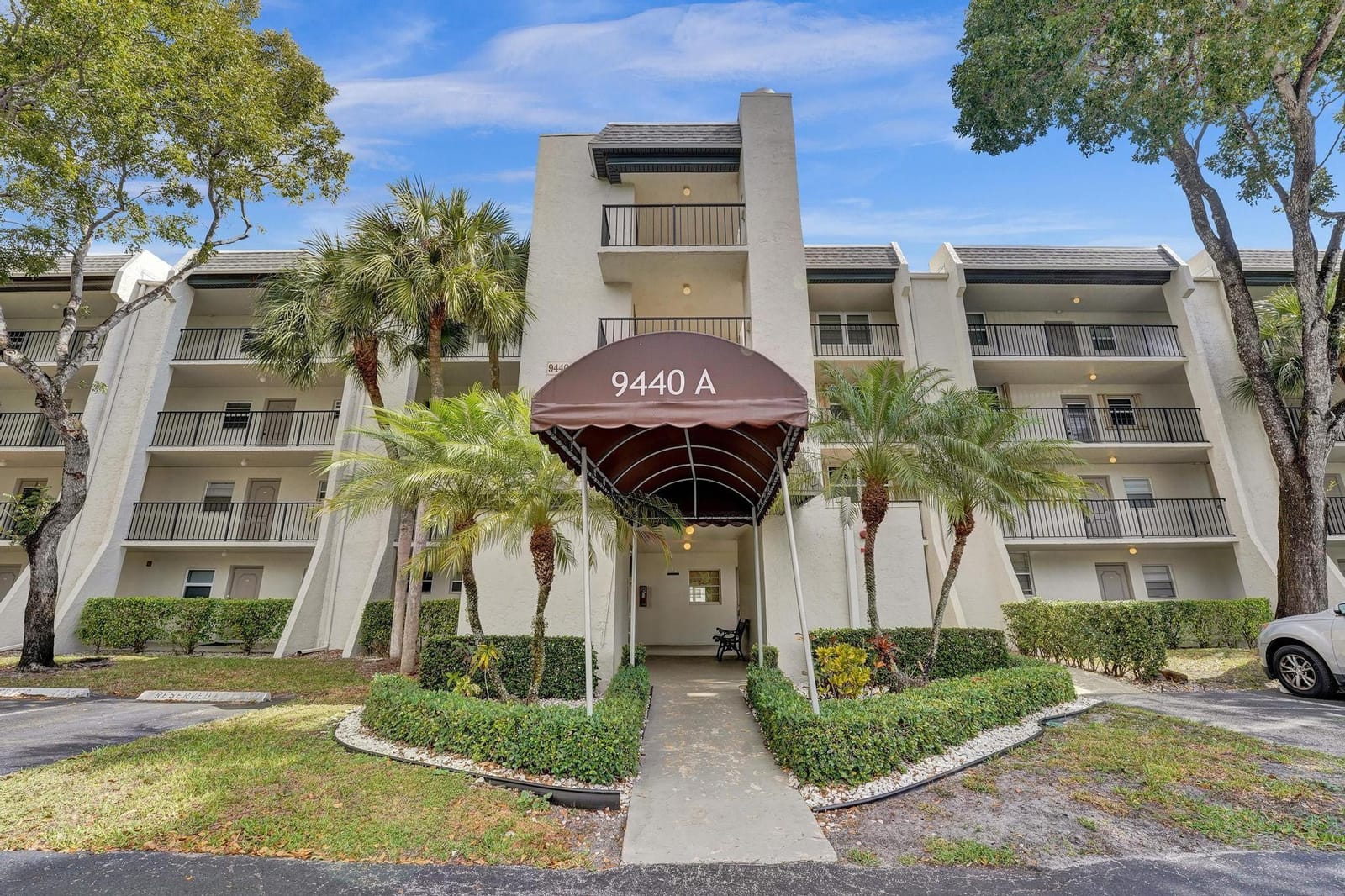 9440 Poinciana Place 109, Davie, FL 33324