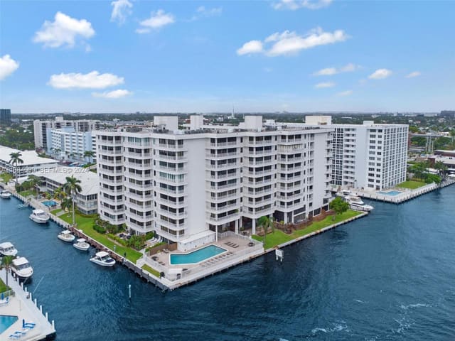 3100 NE 48th Street 210, Fort Lauderdale, FL 33308