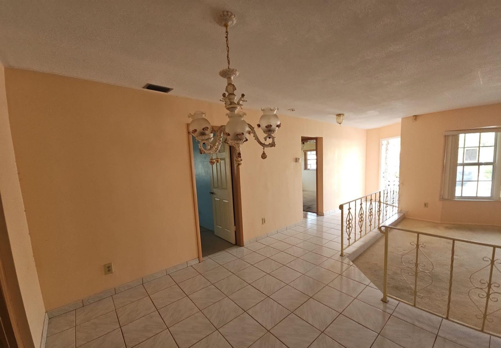 4290 NW 41st Terrace — photo 5