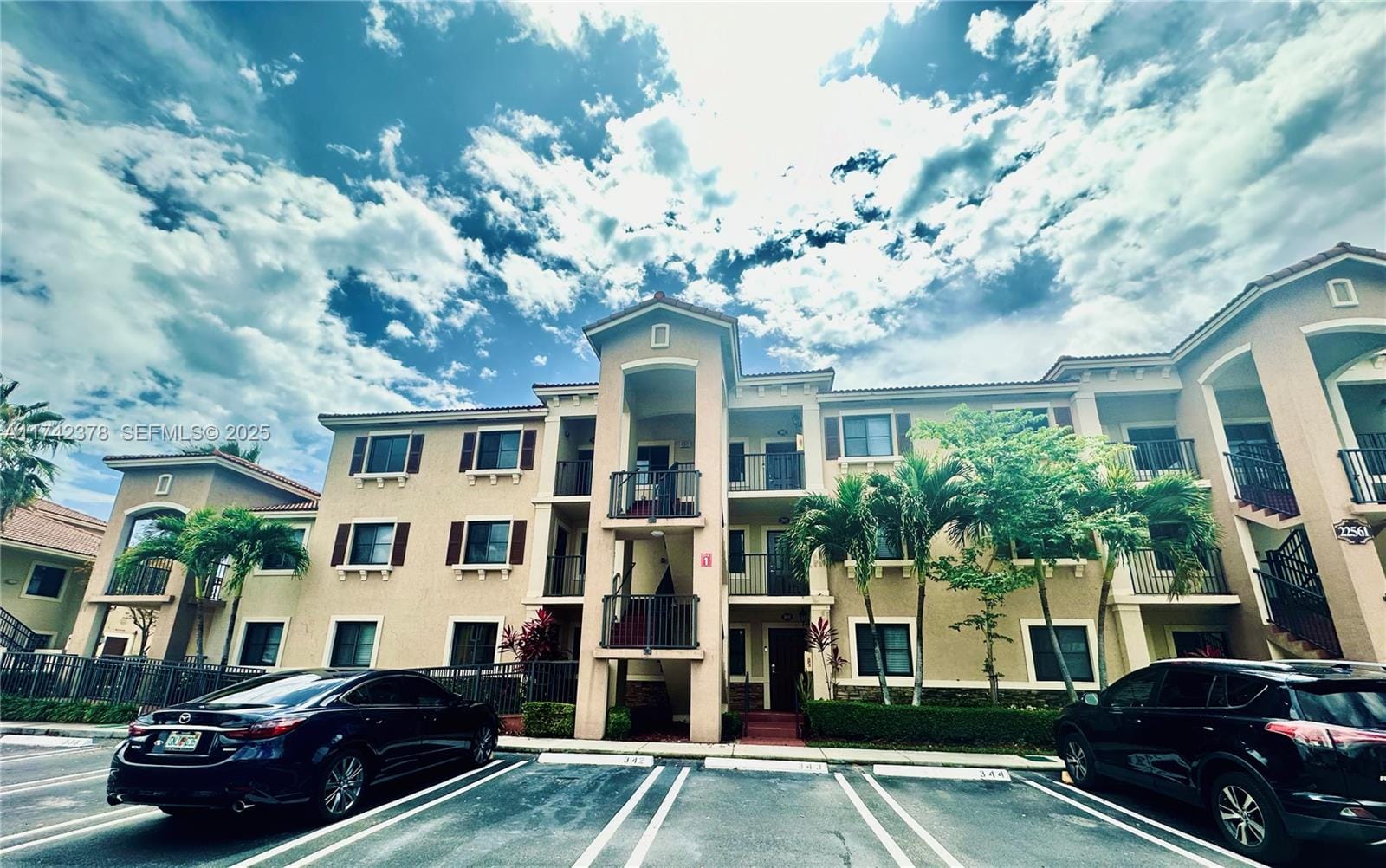 22441 SW 88th Place 301-5 — photo 4