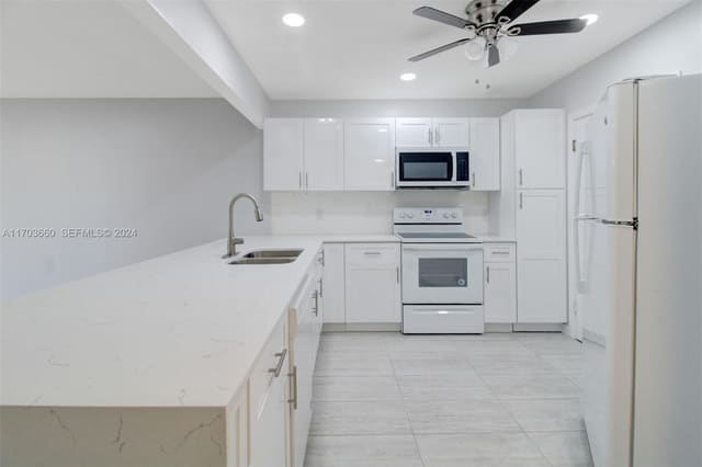 2251 NW 48th Terrace 208, sold in Castle Apartments 15 Condo, Lauderhill, FL