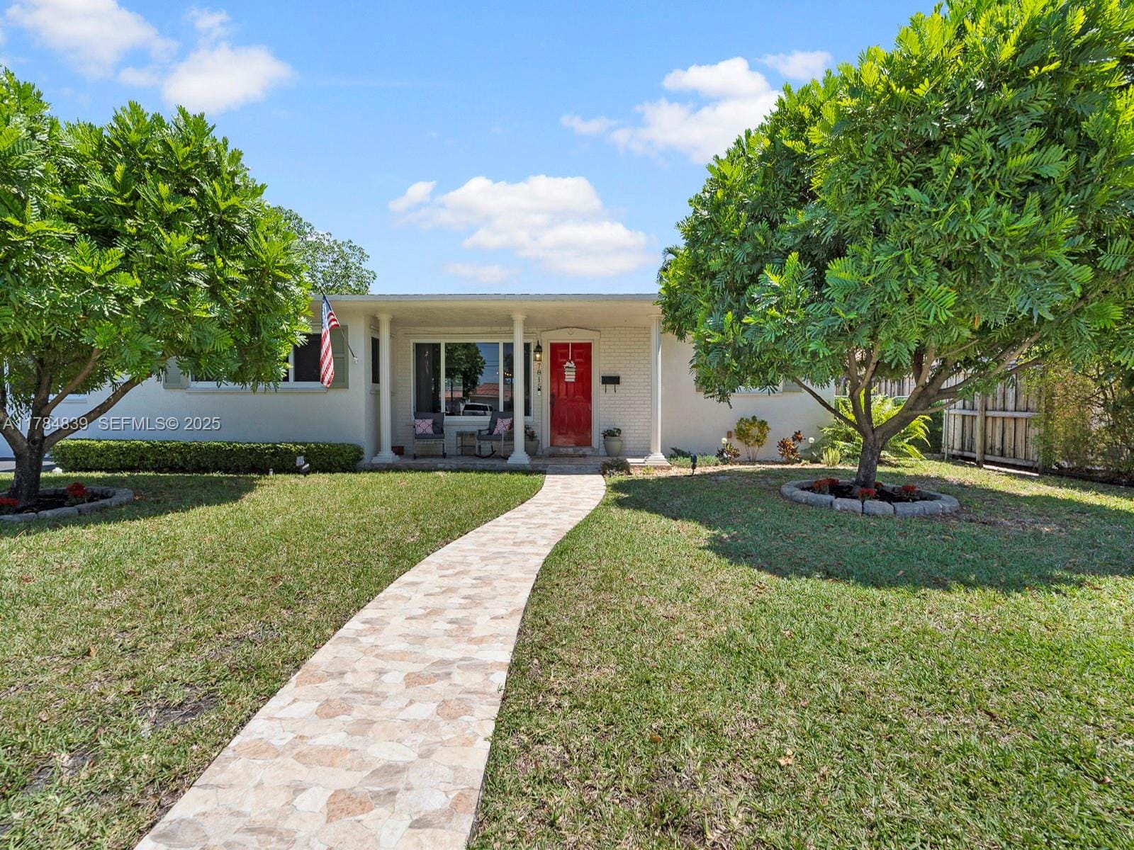 7815 W 16th Court, Hialeah, FL 33014 photo 2