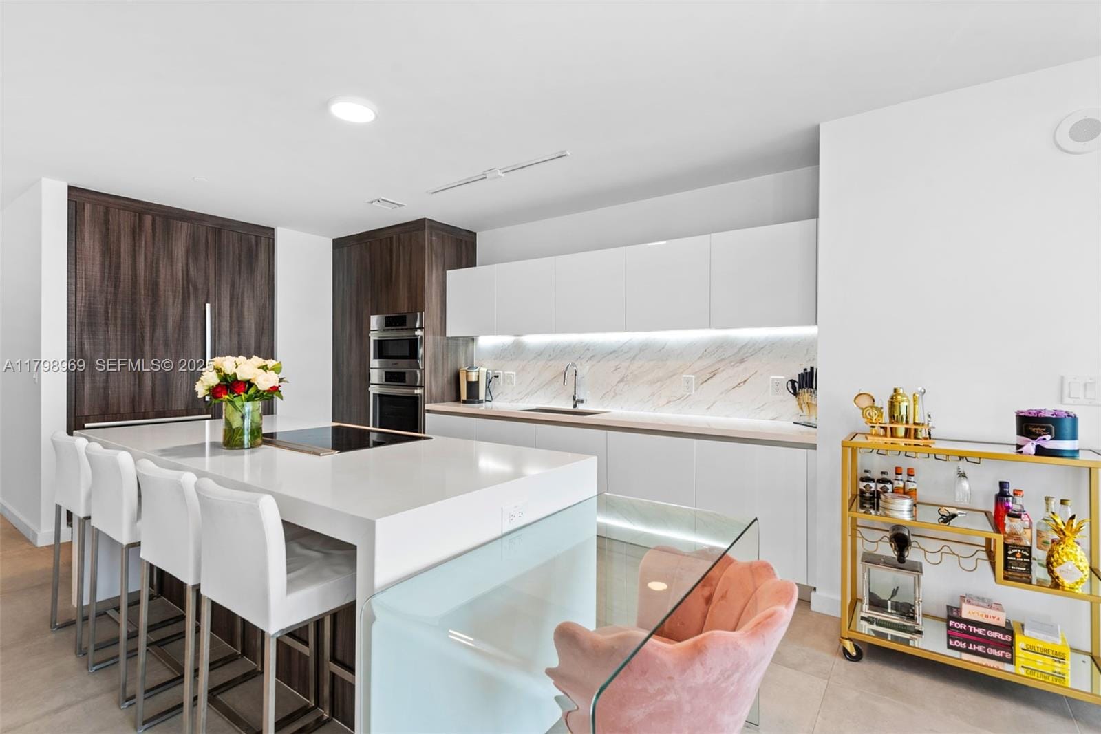 851 NE 1st Avenue 4011, Miami, FL 33132 photo 21