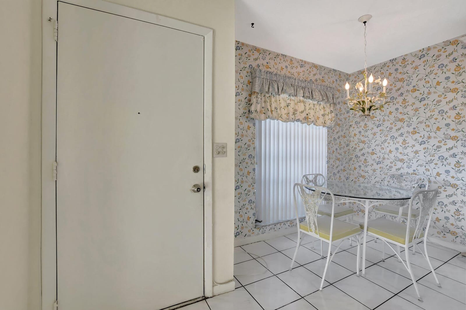 8967 Belle Aire Drive, Boca Raton, FL 33433 photo 3