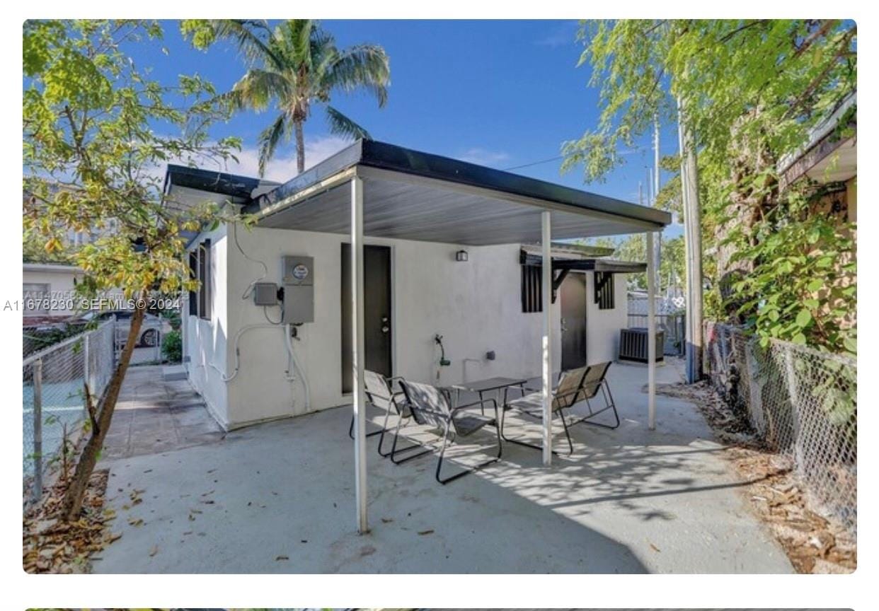 2425 NE 135th Lane, North Miami Beach, FL 33181 photo 8