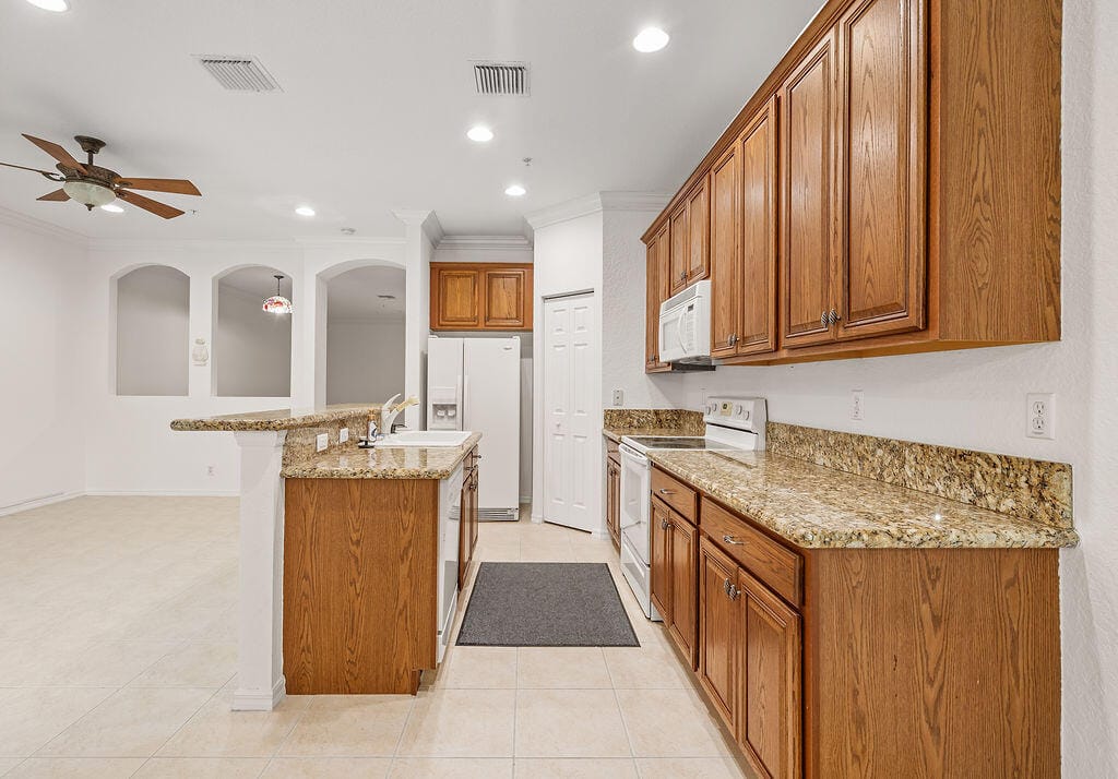 152 Village Boulevard G — photo 12