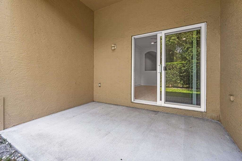152 Village Boulevard G, Tequesta, FL 33469 photo 29
