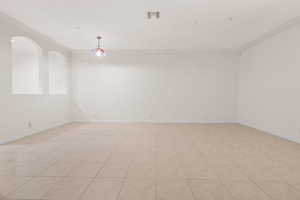 152 Village Boulevard G — photo 4