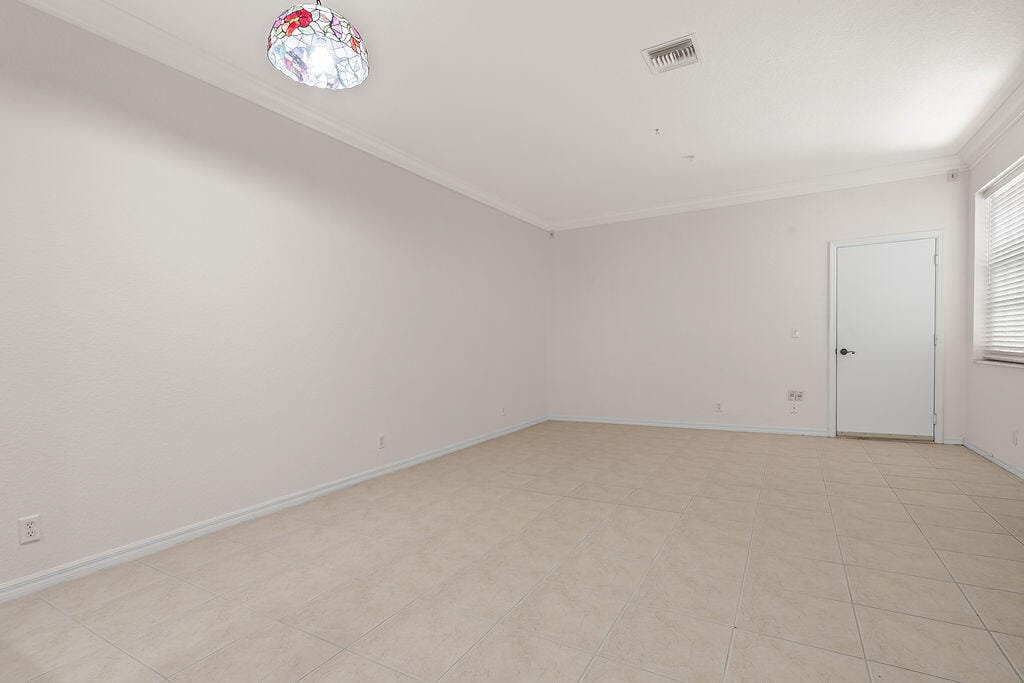 152 Village Boulevard G — photo 5
