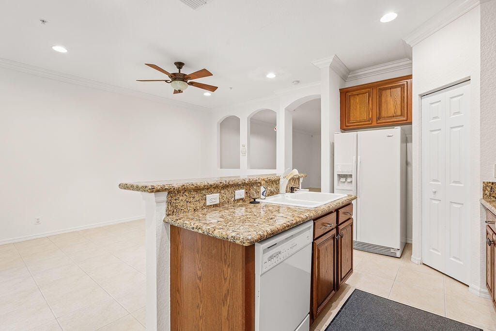 152 Village Boulevard G — photo 9