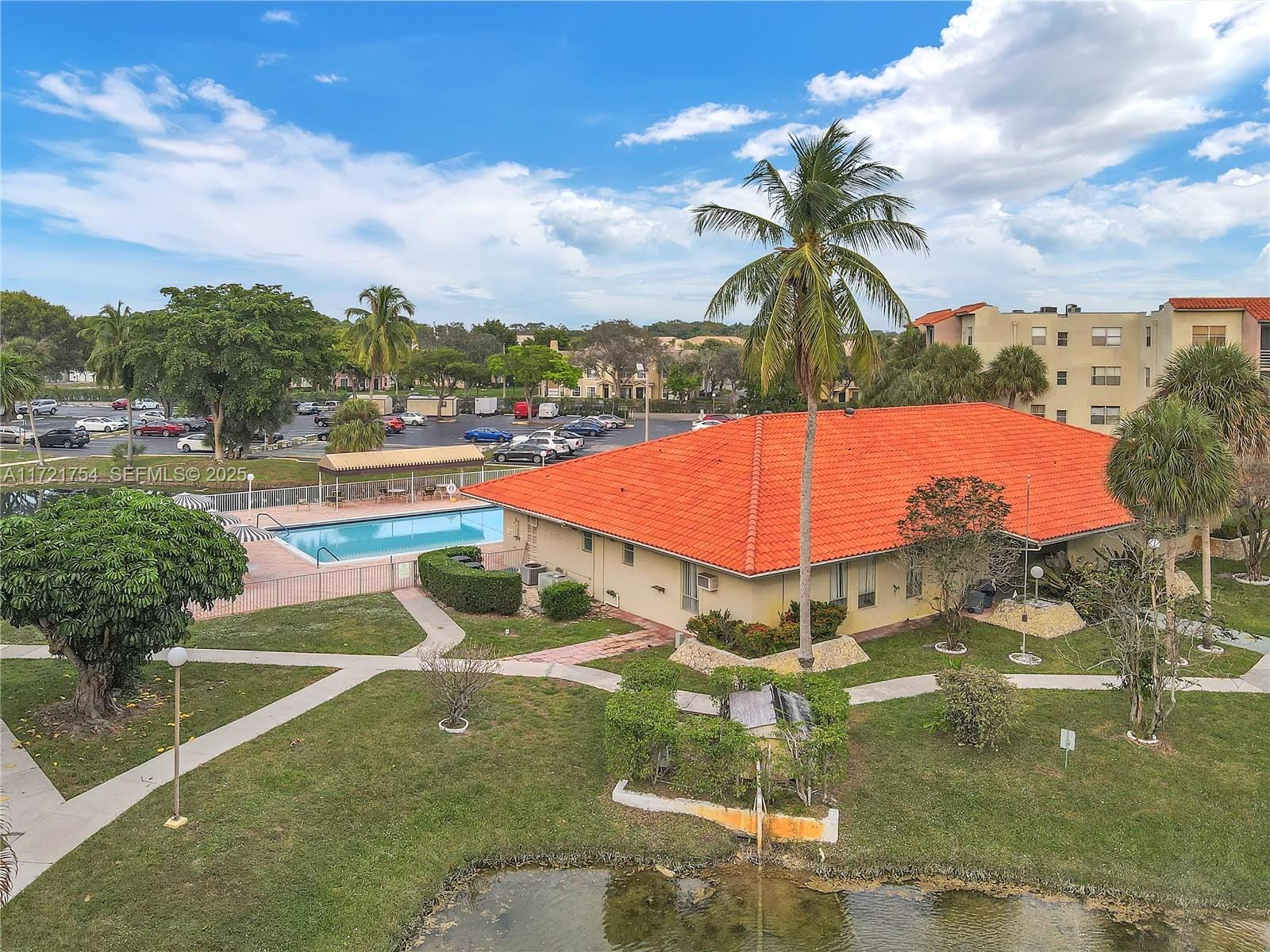 1810 SW 81st Avenue 2102, North Lauderdale, FL 33068 photo 2