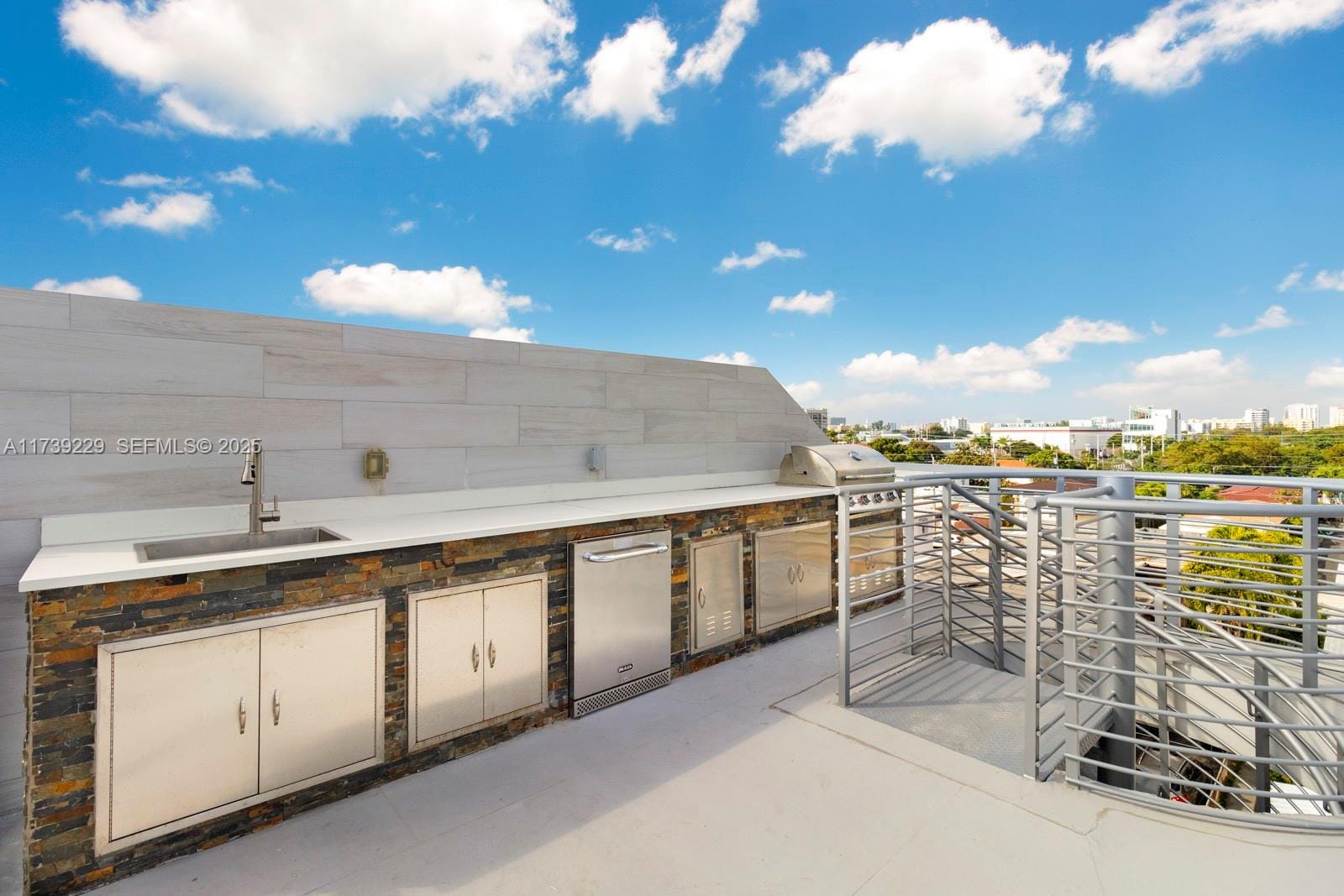 545 SW 11th Street 307, Miami, FL 33129 photo 10