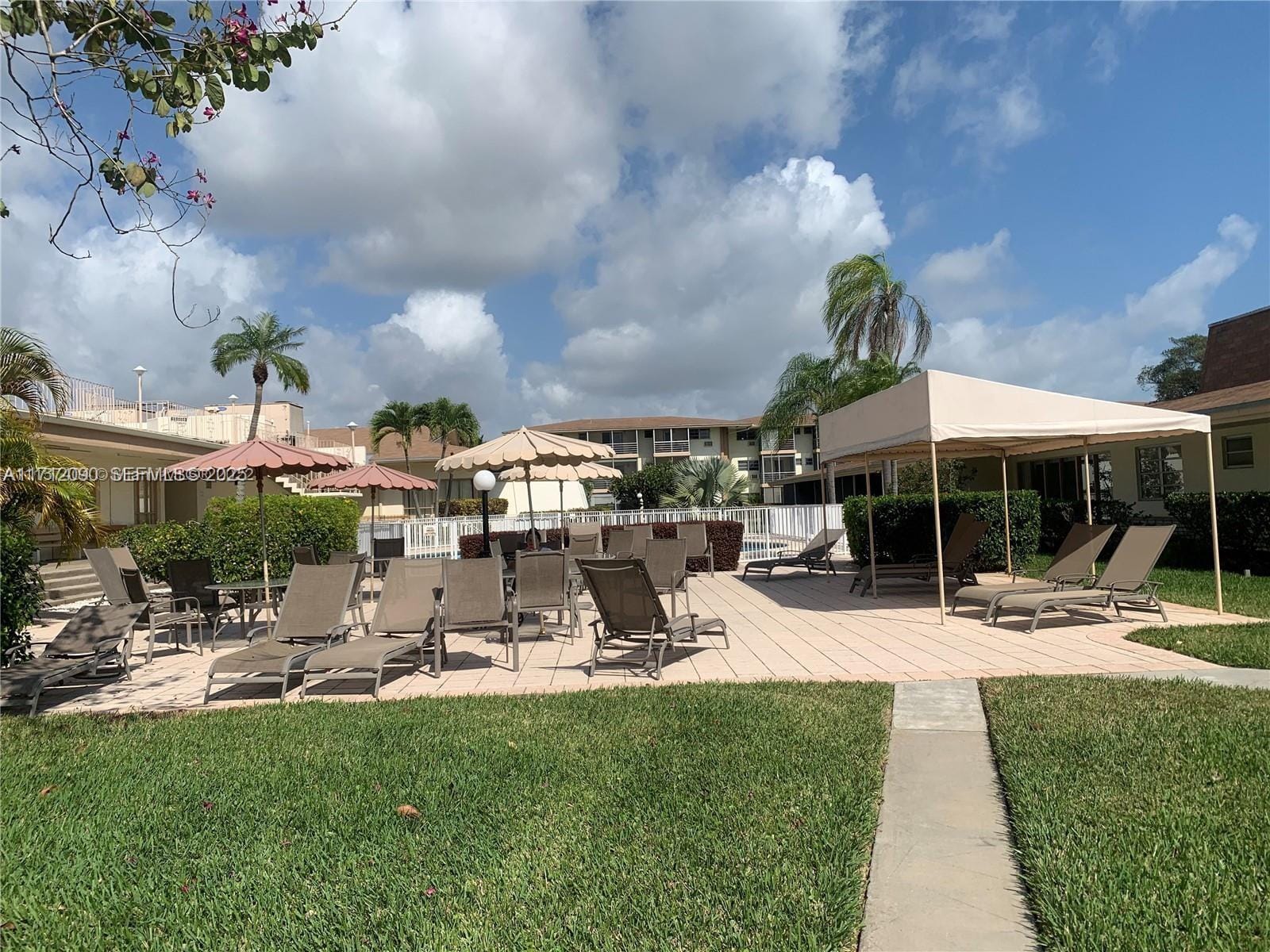 1395 NE 167th Street 209, Miami, FL 33162 photo 7