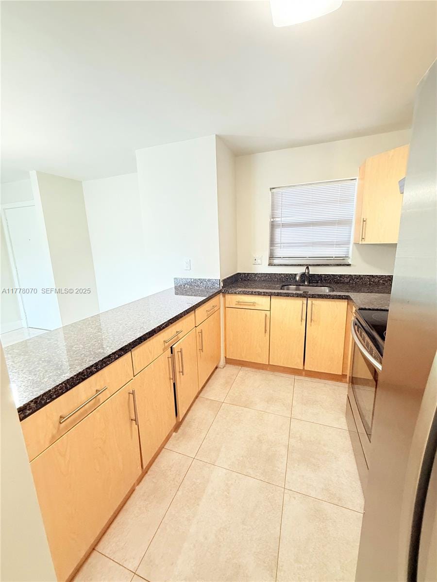 8897 Fontainebleau Boulevard 307 — photo 12