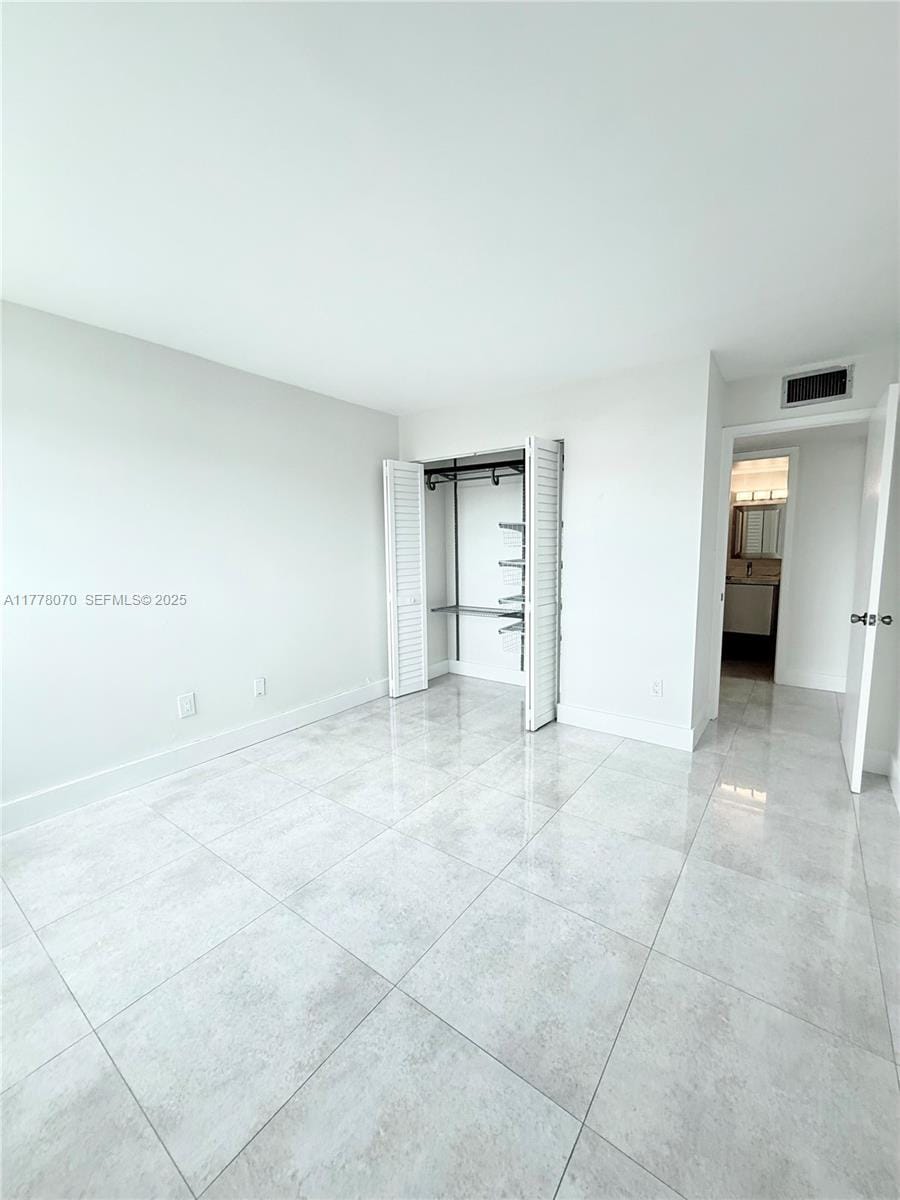 8897 Fontainebleau Boulevard 307, Miami, FL 33172 photo 19