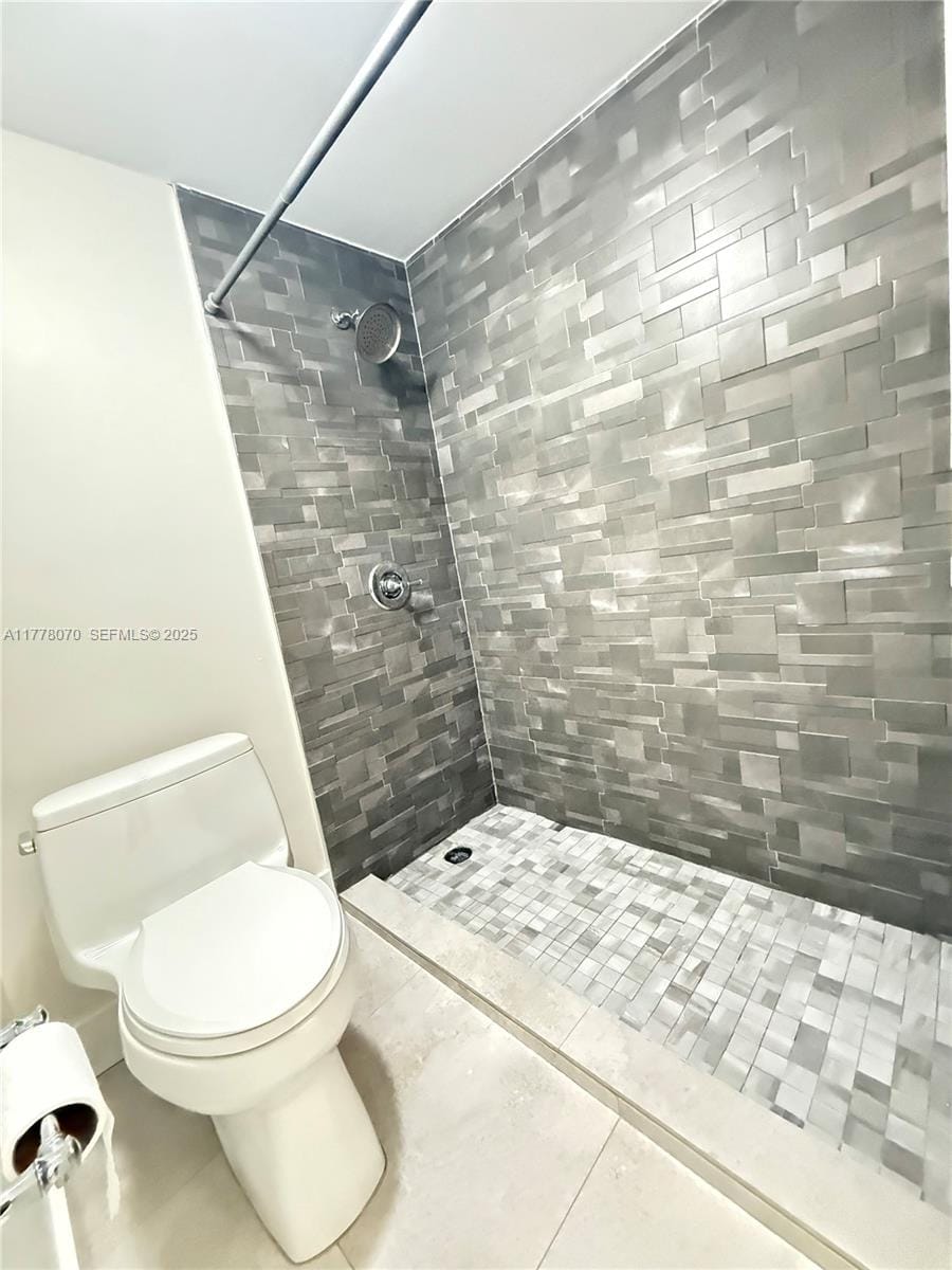 8897 Fontainebleau Boulevard 307, Miami, FL 33172 photo 23