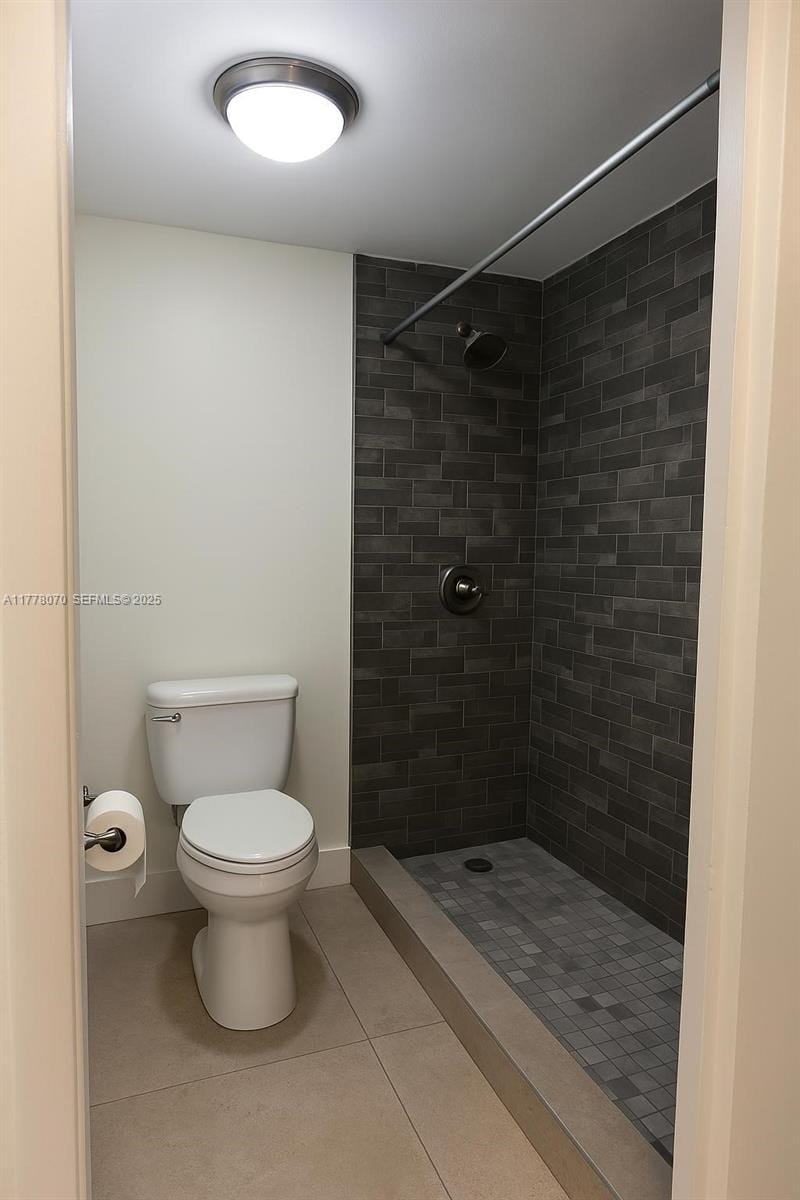 8897 Fontainebleau Boulevard 307, Miami, FL 33172 photo 25