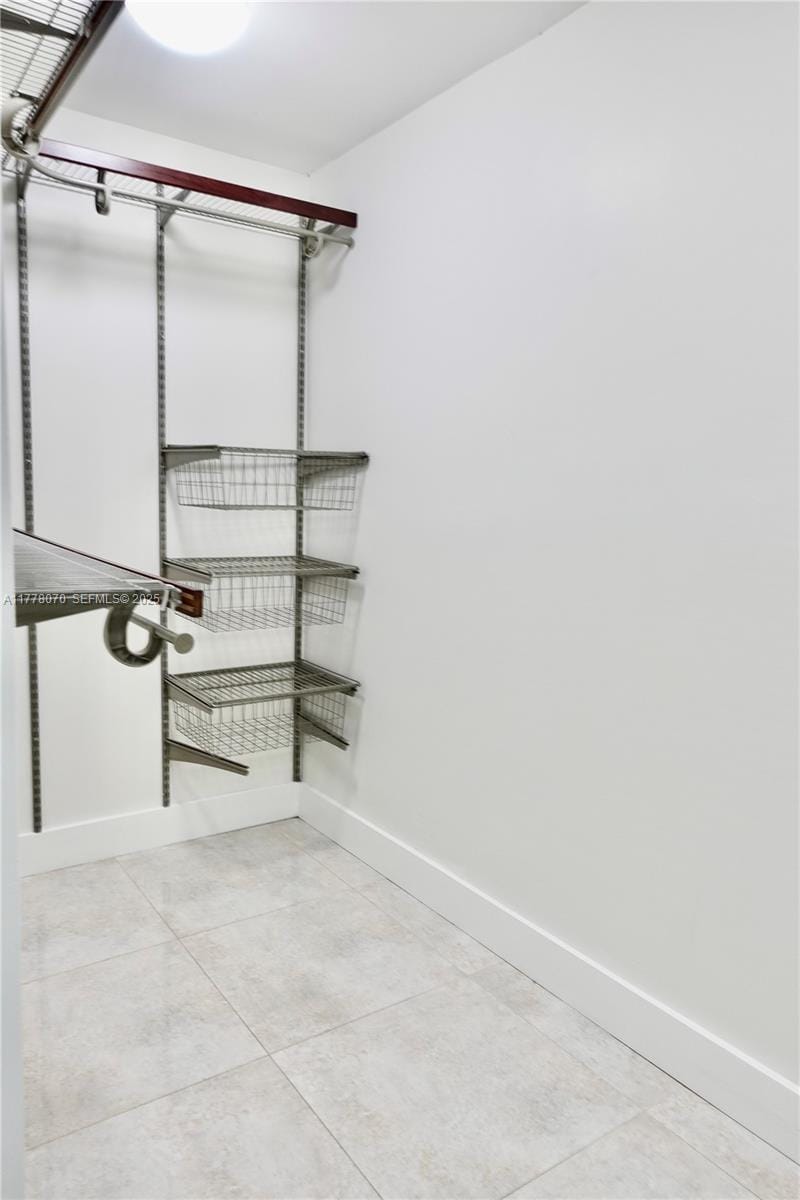 8897 Fontainebleau Boulevard 307, Miami, FL 33172 photo 29