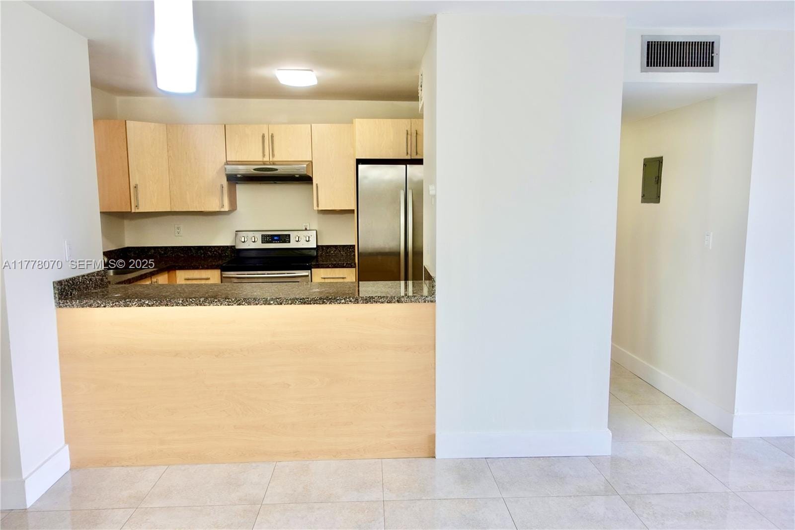 8897 Fontainebleau Boulevard 307 — photo 6