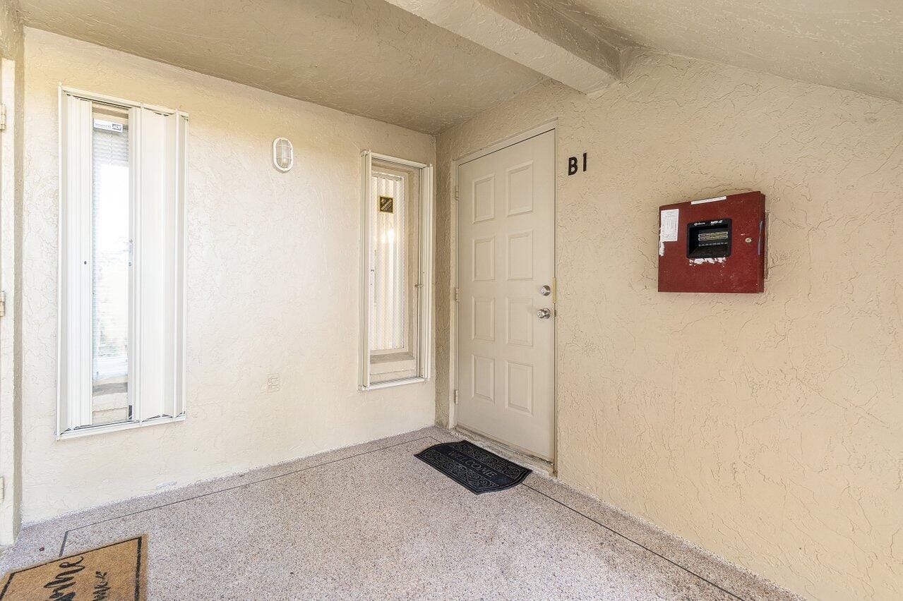 723 Sunny Pine Way B1, Greenacres, FL 33415 photo 4