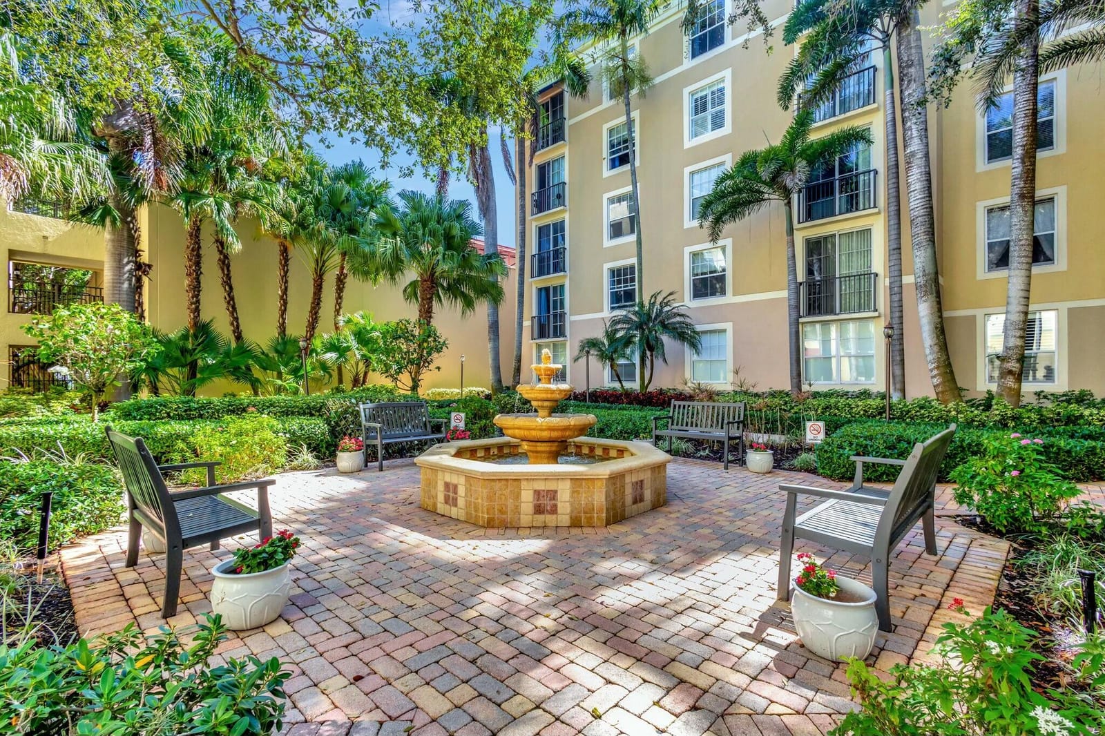 630 S Sapodilla Avenue 216, West Palm Beach, FL 33401 photo 21