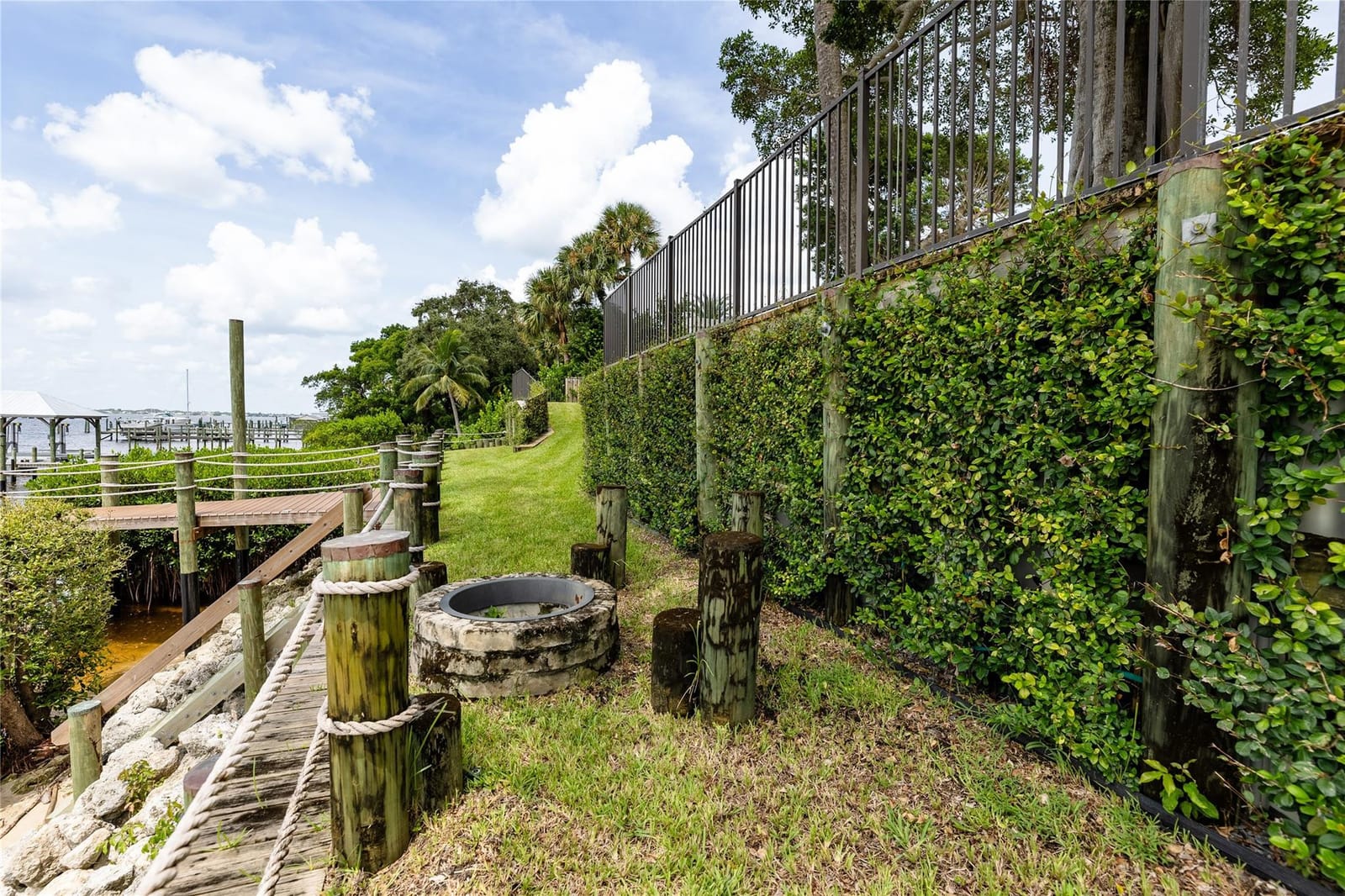 9 N River Road, Stuart, FL 34996 photo 7