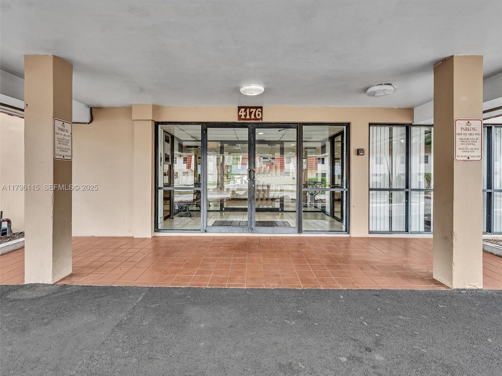 4176 Inverrary Drive 102, Lauderhill, FL 33319 photo 3